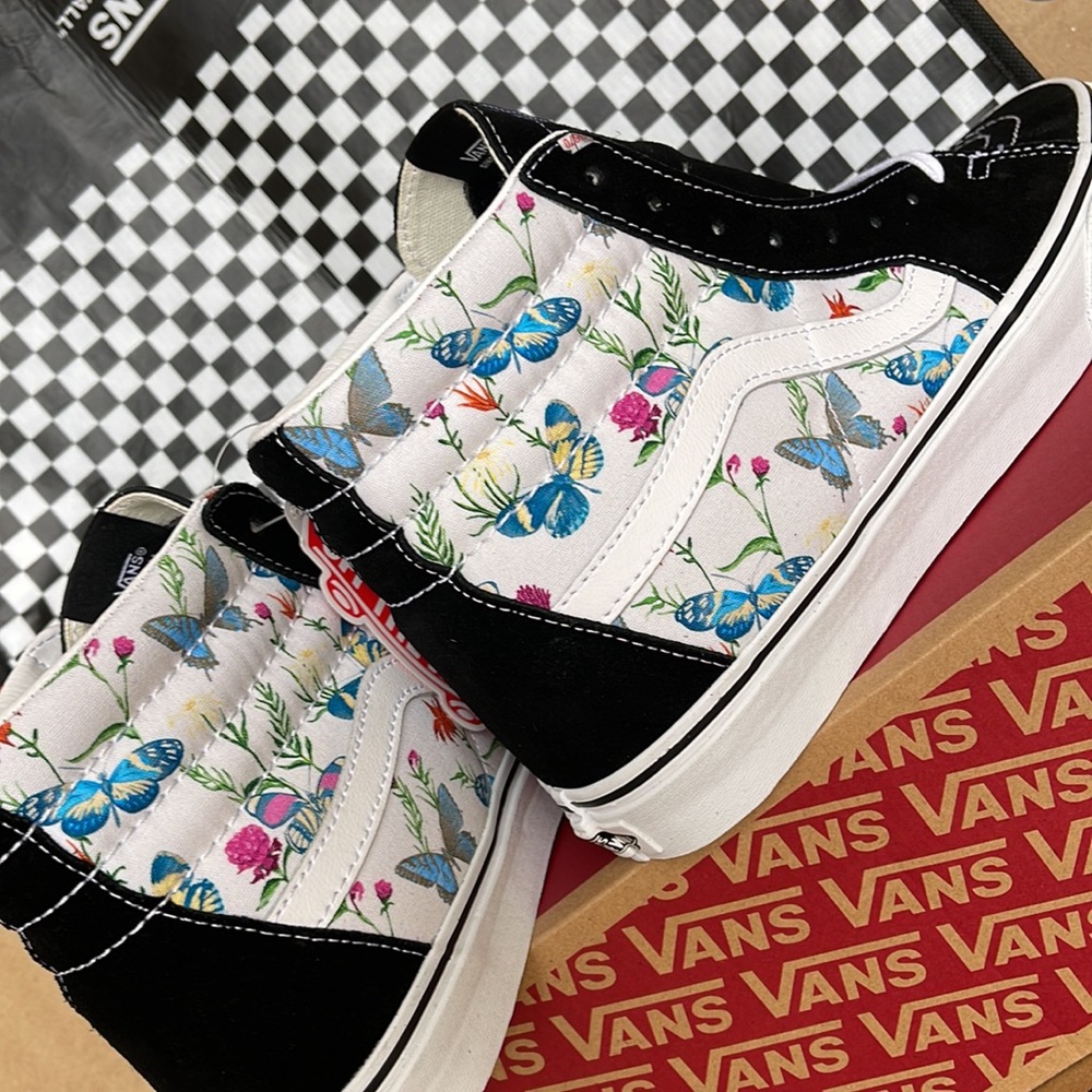Vans Butterfly Floral Marshmallow WMNS sneakers - Picture 15 of 16